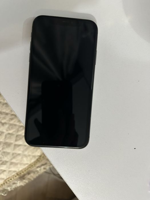 продам iphone 11