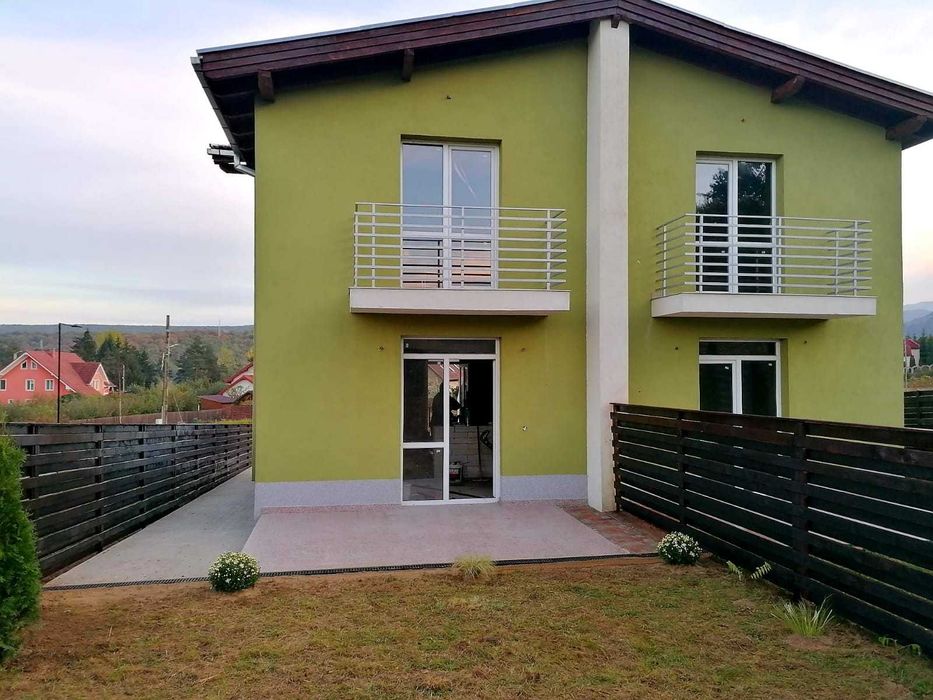 Duplex de vanzare Gilau, la 200 m de lac.