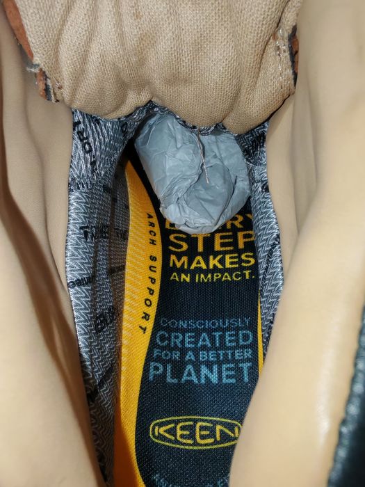 Удобни и практични мъжки боти от естествена кожа KEEN №46