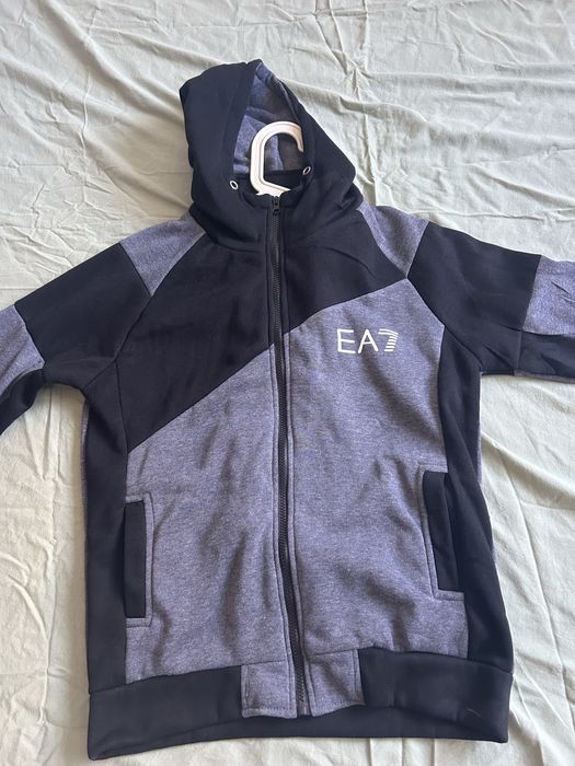 Горница Emporio Armani