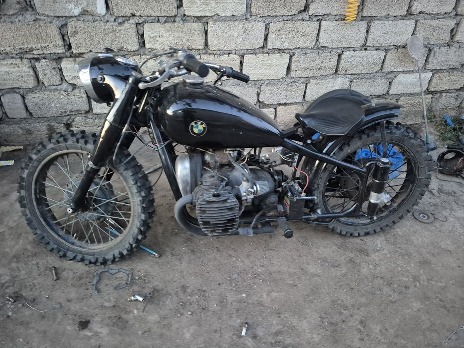 Продам мотоцикл BMW r-71