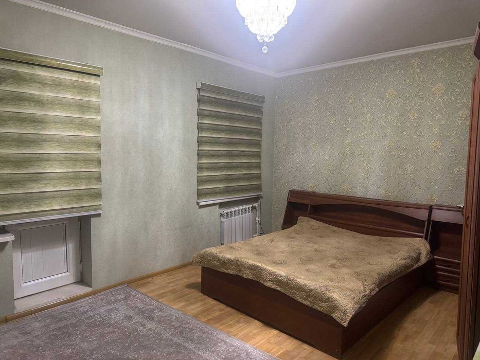 Сдаётся Мирабад 70м2 ,кафе "Анор" 2/8/12 банковская 800 у.е