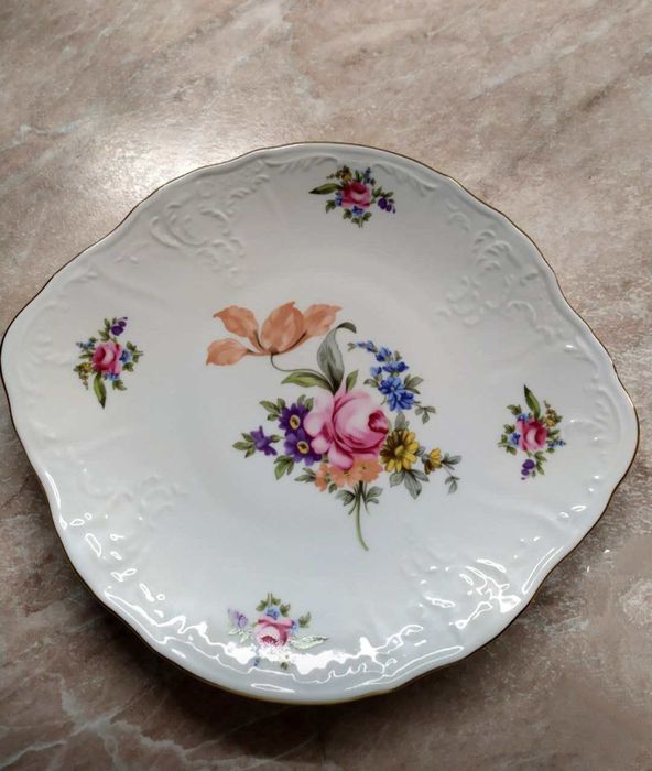 Хрустальные конфетницы 4шт Югославия на трёх ножках