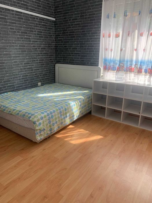 Дава се под наем Тристаен апартамент в Стамболийски - 75 кв.м за 448.8 € - Снимка #3