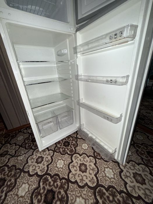 Холодильник Artel