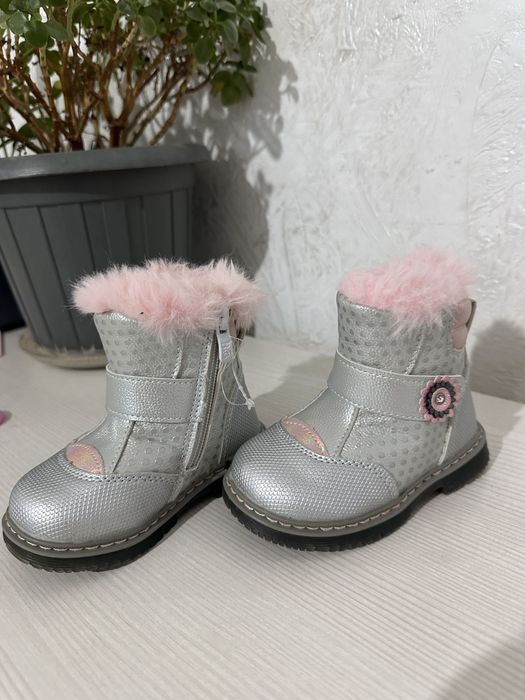 новая детская обувь