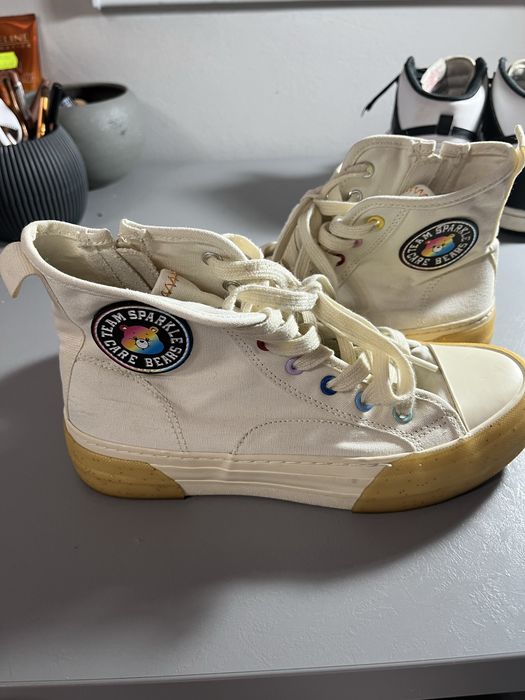 Ghete tip Converse Zara