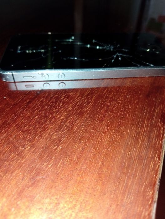 iPhone 5s spart încă merge