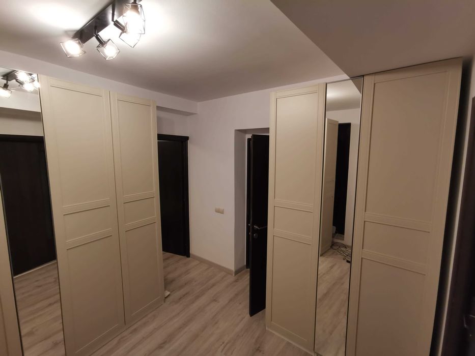 Proprietar casa 5 camere plus mansarda si curte Baneasa Pipera