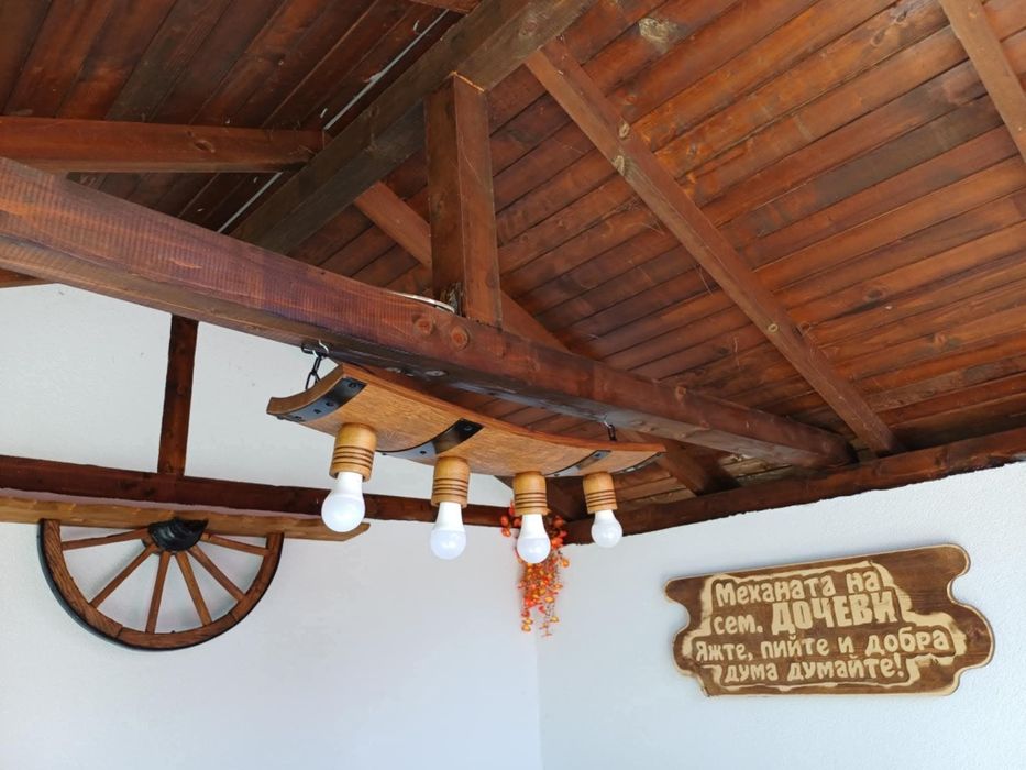 Полилеи, лампи ,осветление от автентични дъбови бъчви с ръчно изработе