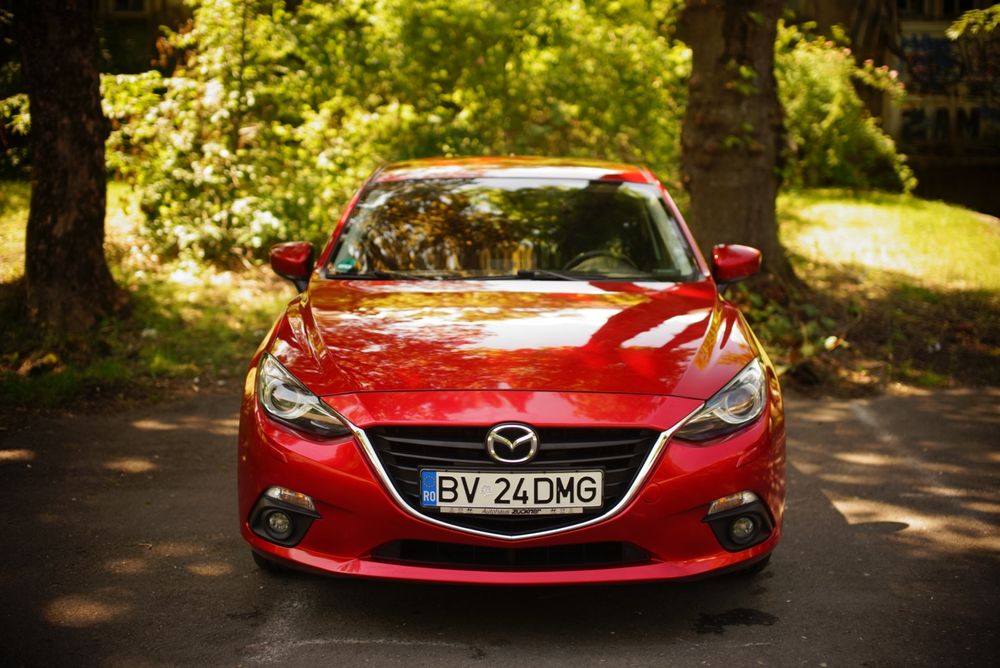 MAZDA 3 2017