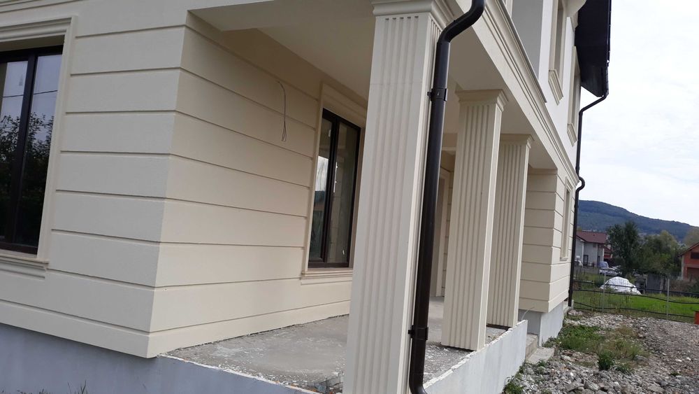 Decoratiuni fatade ncadramente, pervaze, coloane, panouri decorative.