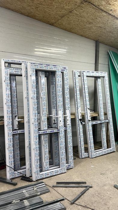 Дверь пластиковый