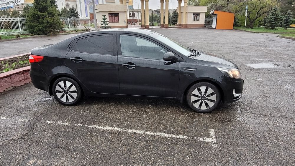 Продам автомашину Kia Rio