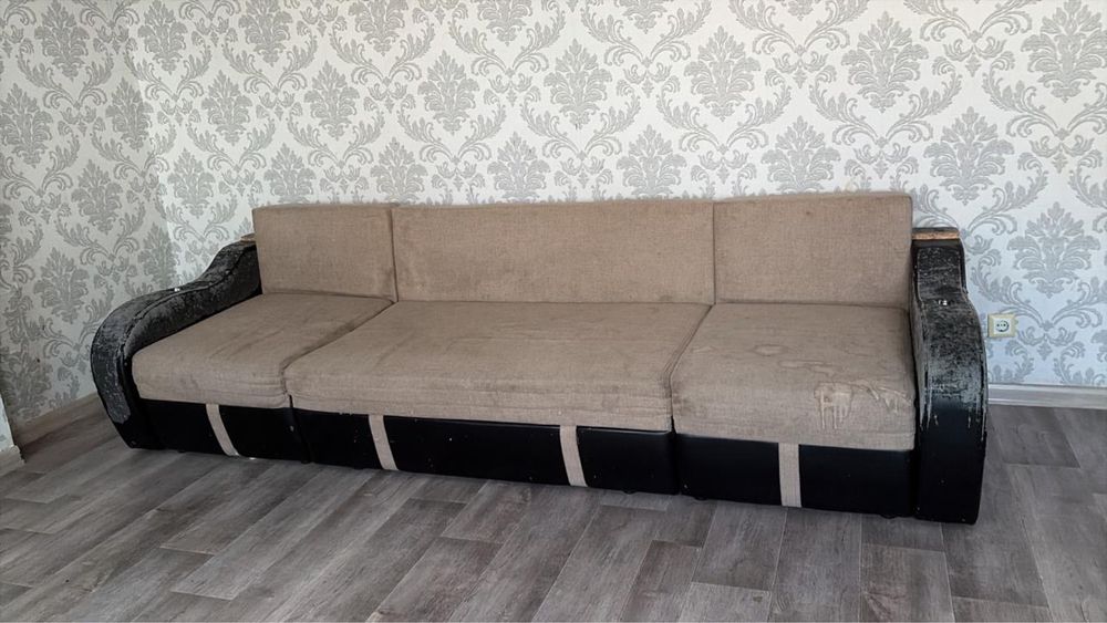 Продам диван б/у