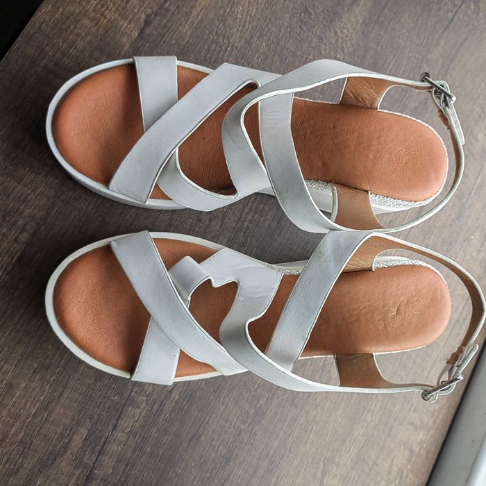 Дамски - сандалети