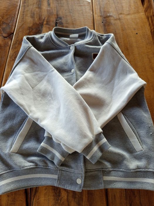 Vând bluză din Zara university