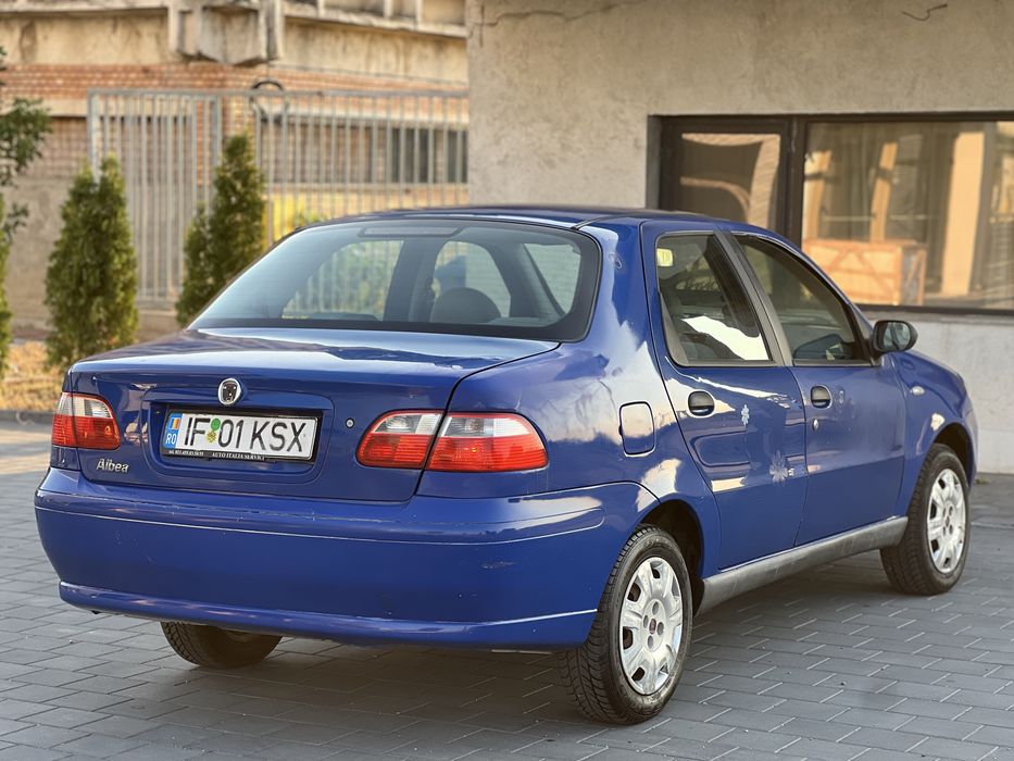 Fiat Albea 1.4 benzina 118 000 km 2009 acte valabile , proprietar
