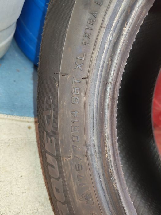 Vand 2 anvelope in stare buna