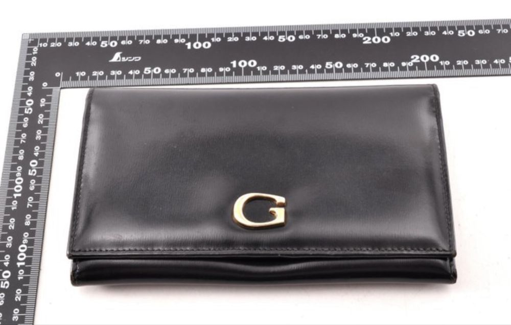 ОРИГИНАЛНО Gucci протмоне/клъч