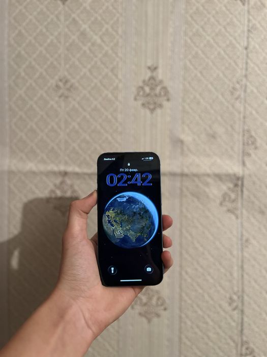 Продам срочно iPhone 13 128GB АКБ 100%