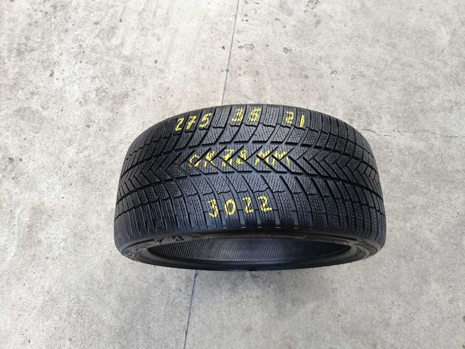 O anvelopa de iarna 275 35 21 bridgestone blizzak LM005 7,8 mm 3022