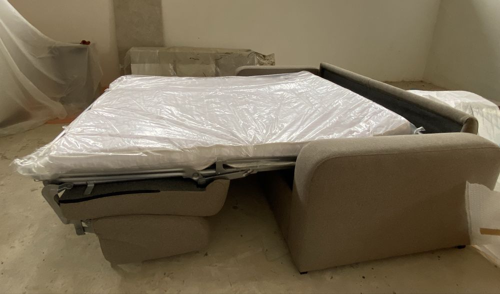 Canapea extensibila NOUĂ