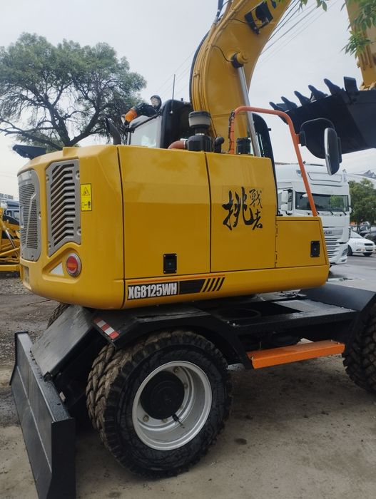 Экскаватор колесный XGMA 125