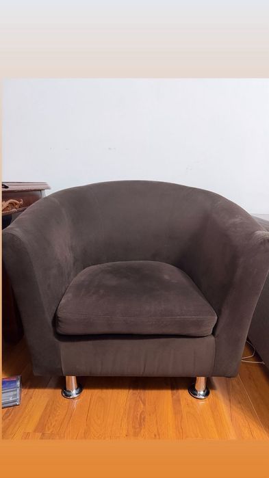 Продам хорошее кресло