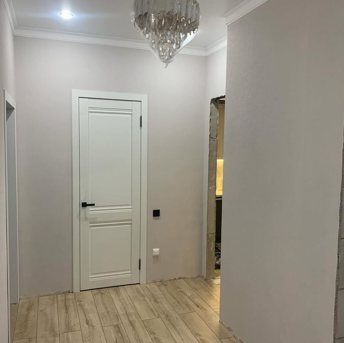 Поклейка обоев, шпаклёвка, эмуляция,