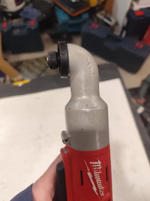 Ъглошлайф ударен импактдрайвър - винтоверт Милуоки Milwaukee M18 BRAID