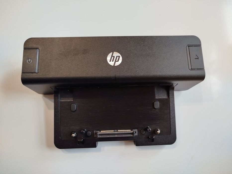 HP EliteBook 8460p с чанта, докинг станция и мишка