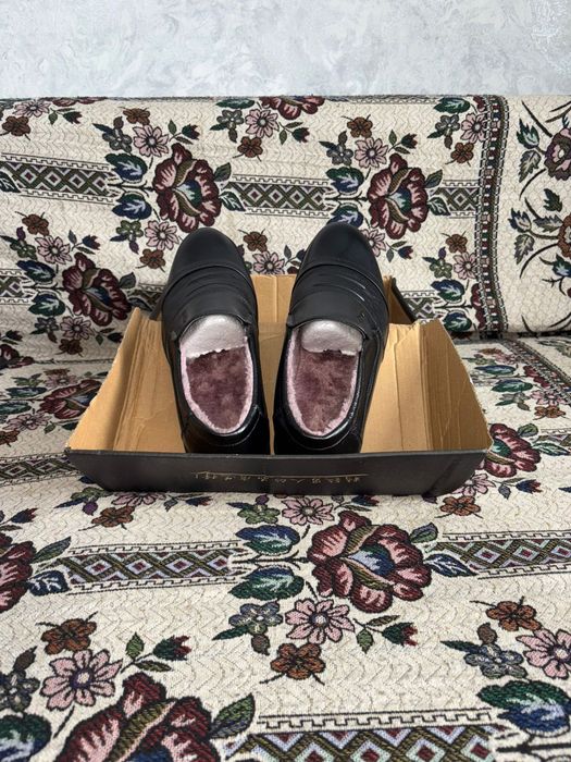 Продам туфли димесезонные