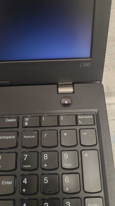 Laptop Lenovo L580 business – cu i5-8265u , 8 gb ram , tastatura luminata