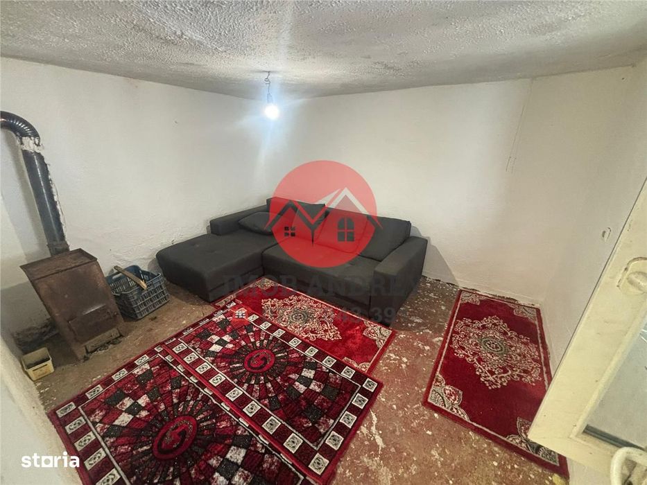 Casa batrâneasca de vânzare, zona Taberei, 372mp teren