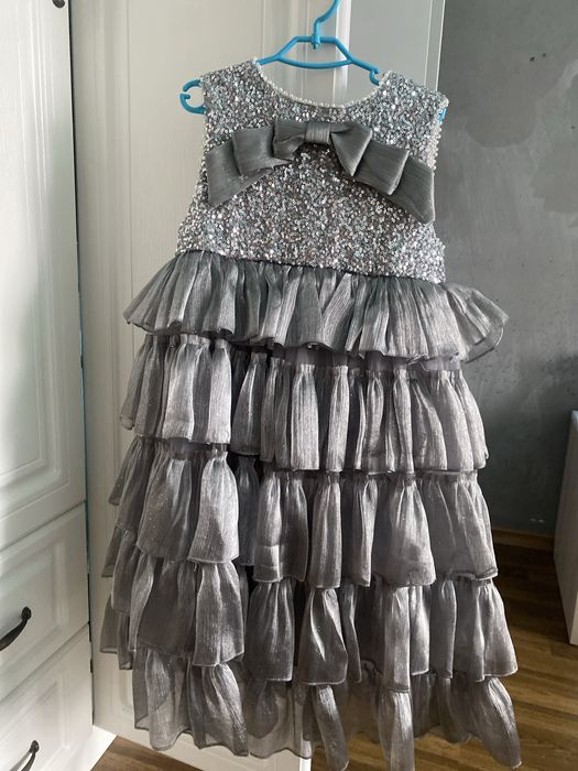 Платье детское новое