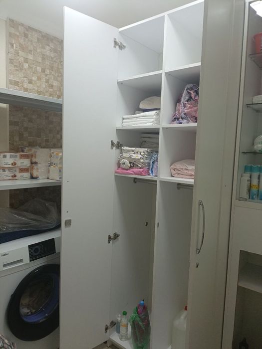 Шкаф для дома, офиса, салона