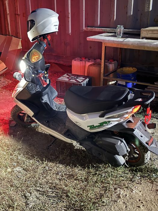 Мопед ангел 125 куб