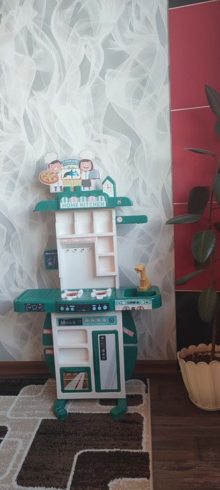 Кухня детская для девочки