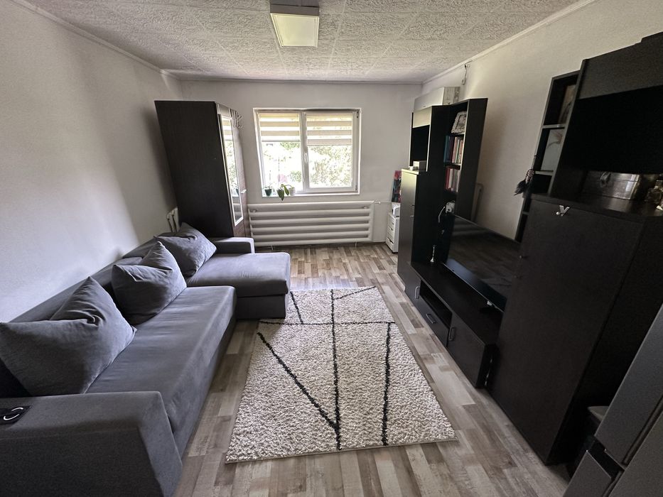 PROPRIETAR!! - apartament cu o cameră (garsonieră)