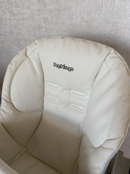 Стульчик для кормления Peg-perego