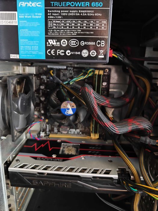 i5-4400 16 GB RAM SSD 240 GB RX 580 WINDOWS 10 Pro + OFFICE 2021 Pro permanente