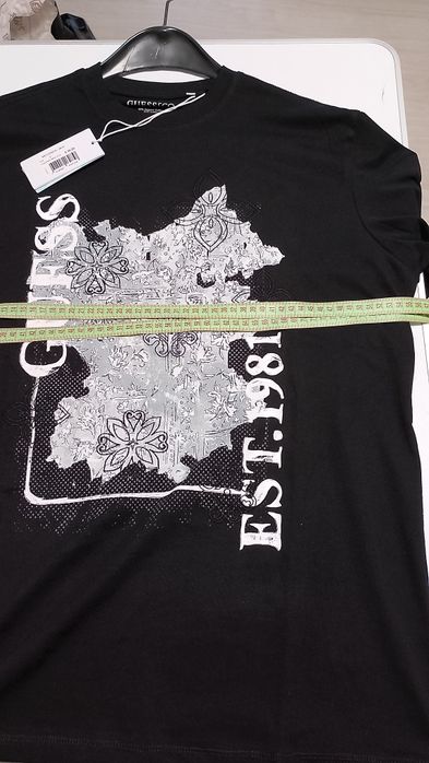 Оригинални тениски без етикет