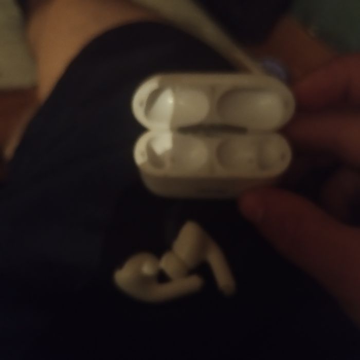 Продам наушники оригинал