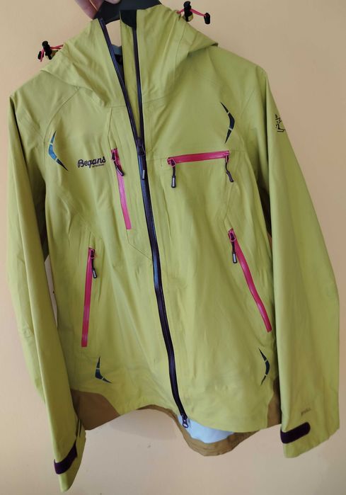 дамско яке Bergans, размер S