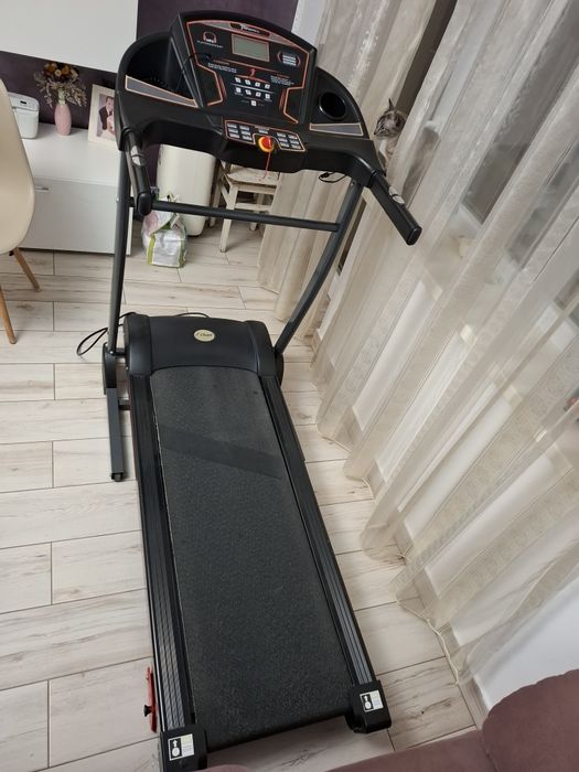 Bandă de alergat motor defect