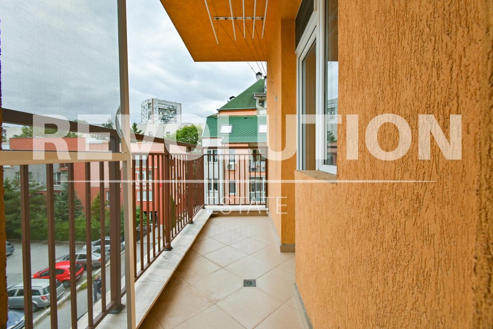 Дава се под наем Тристаен апартамент в София, Младост 1 - 106 кв.м за 766 € - Снимка #15