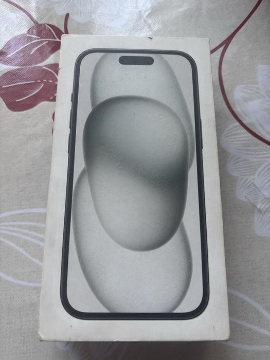 Продам Айфон 15 на 128ГБ