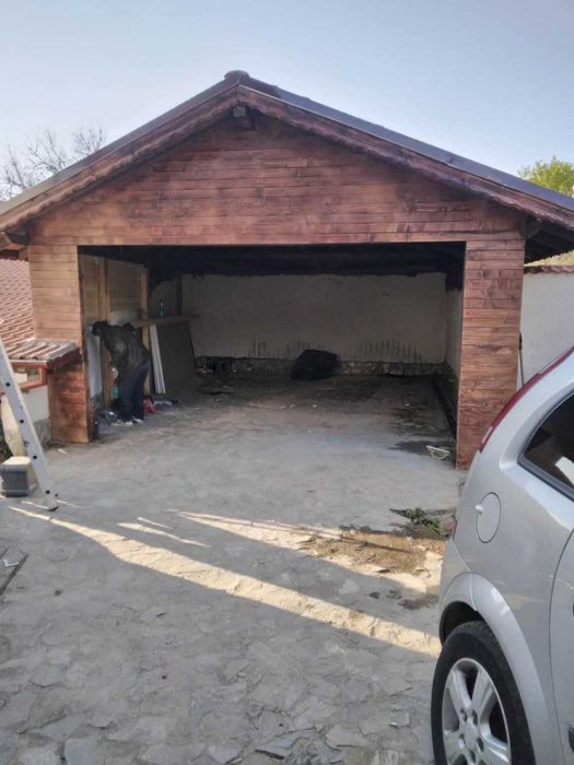 Ремонт на покриви, улуци, хидроизолация