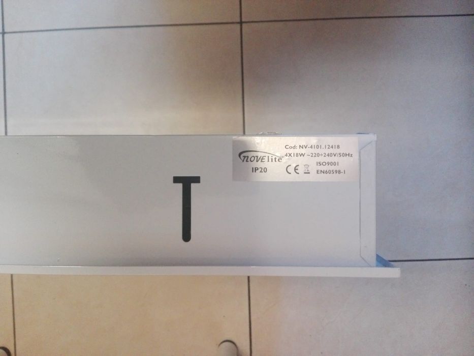 Neon plafoniera Novelite 4x18W

Corp de iluminat clas